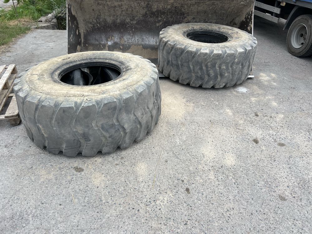 Продам колеса на погрузчик