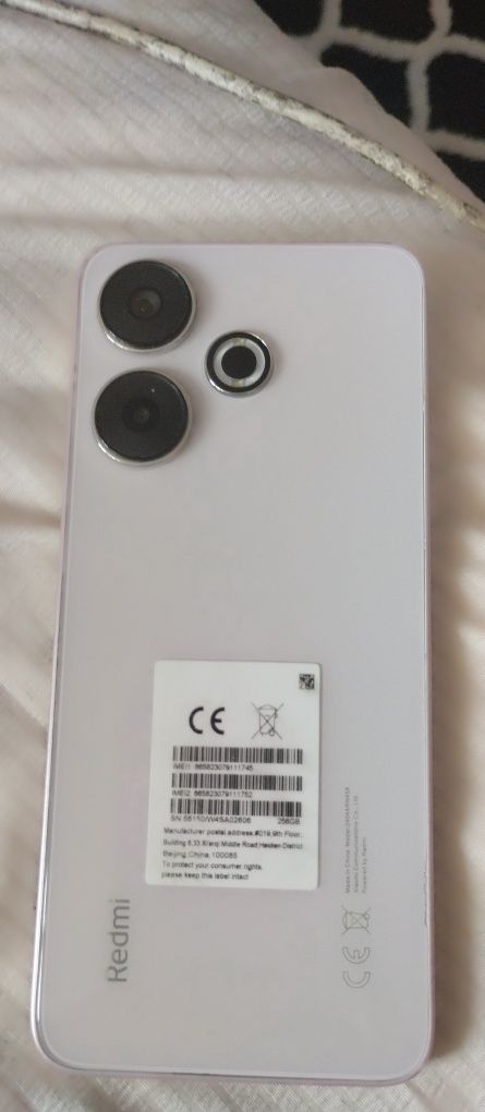 Продам телефон Xiaomi redmi13