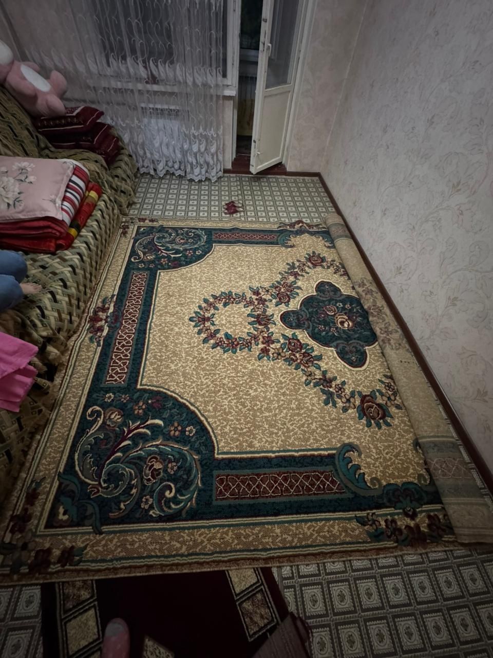 Продаются ковёр и дорожки