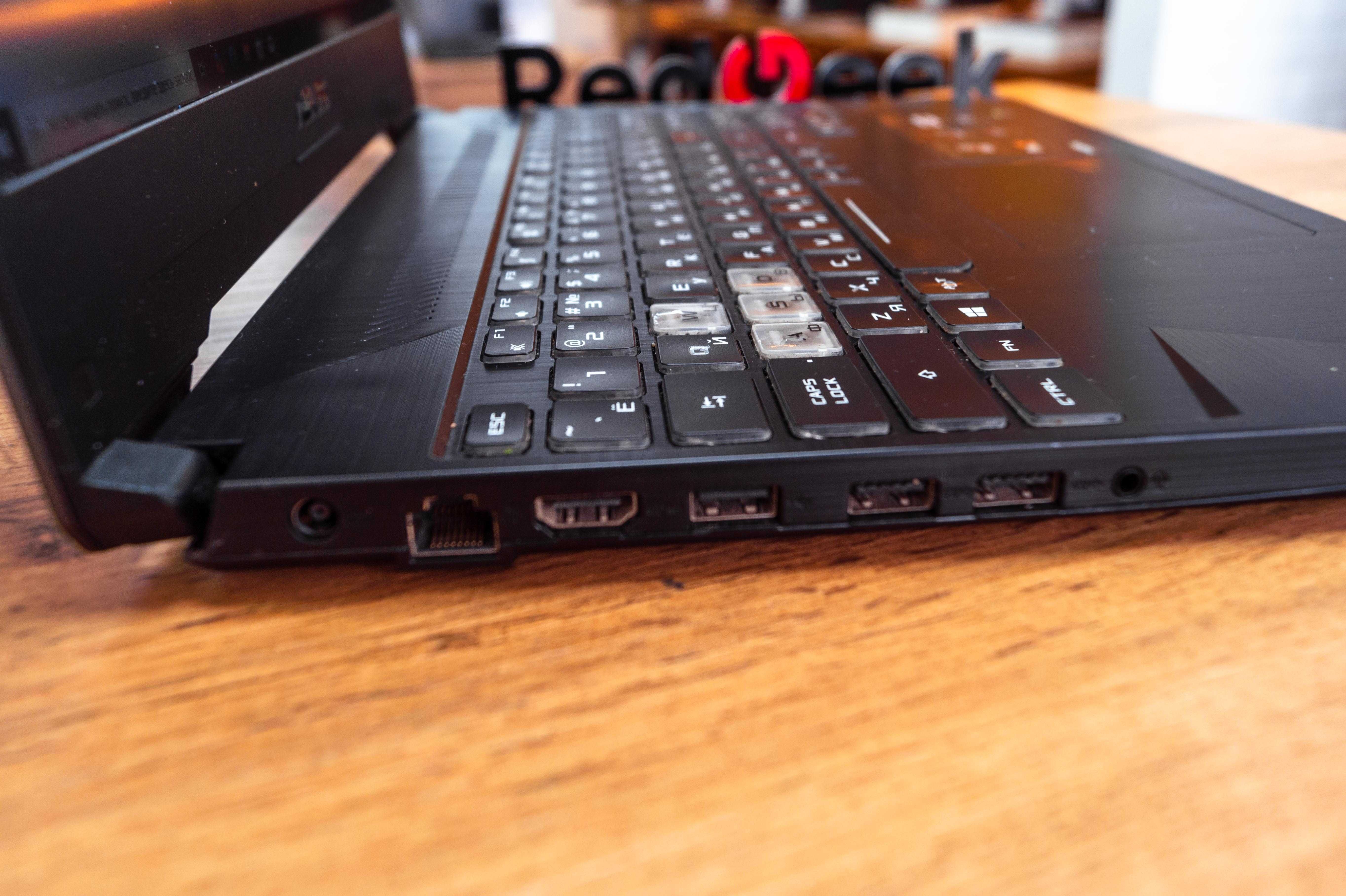 Asus FX505DT|Ryzen 5 3550H|GeForce GTX 1650|SSD 512/8 GB| Red Geek