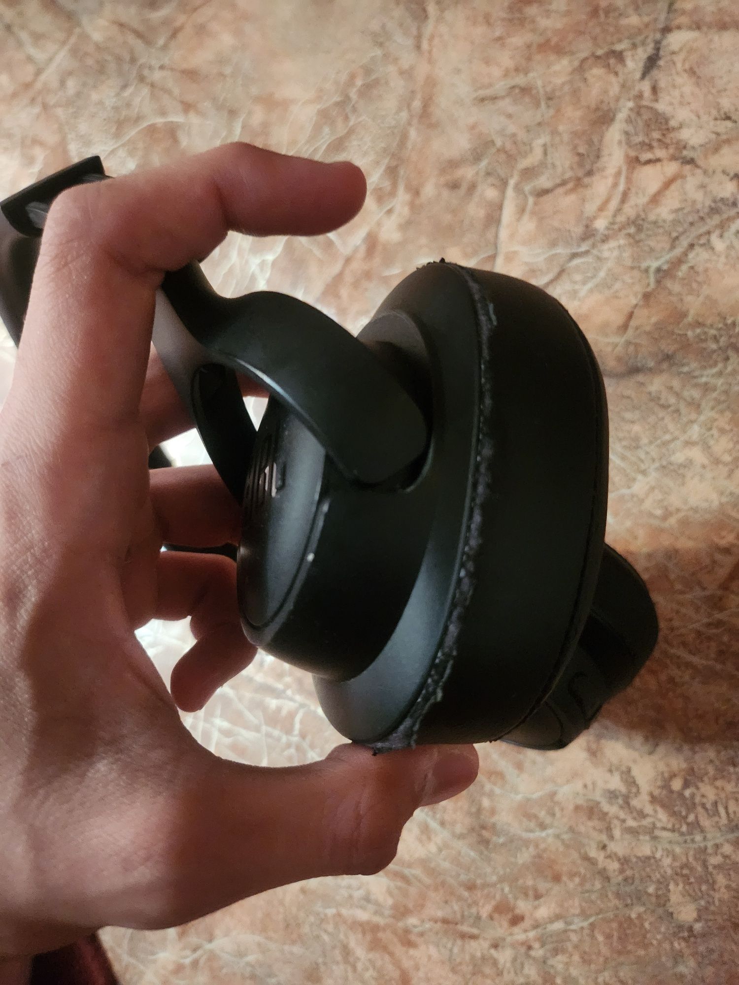 JBL tune 700bt наушник