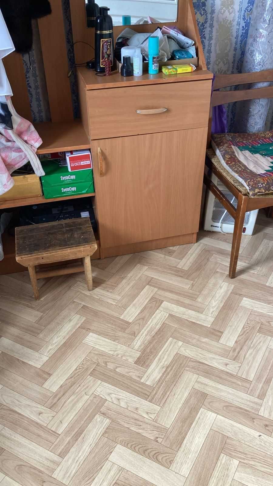 Шкаф для прихожей с зеркалом, комодом и шкафчиком (г. Караганды)