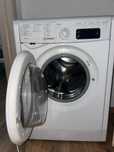 Машинка автомат  INDESIT