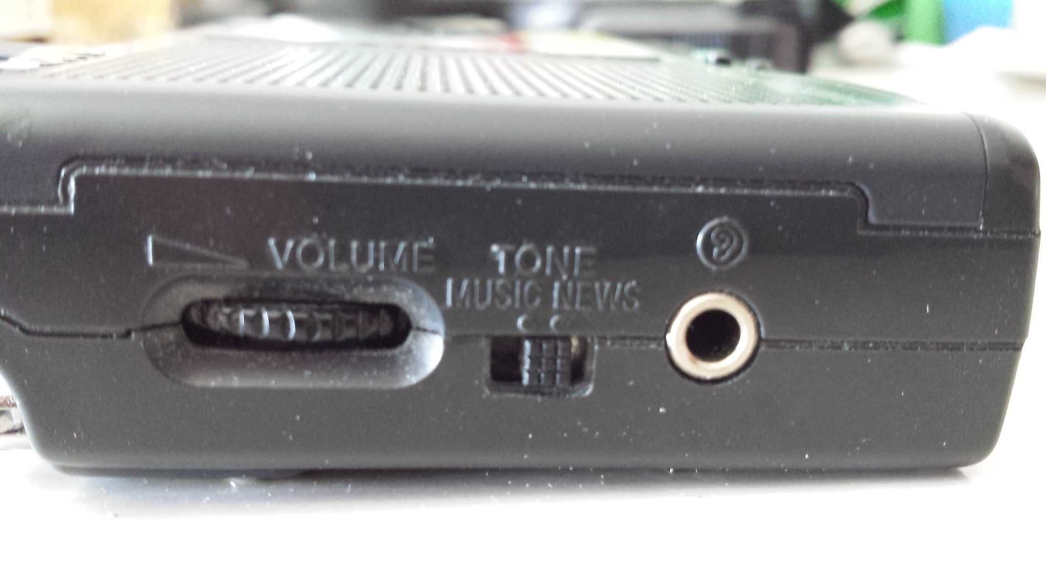 Винтажный радиоприемник SONY ICF-SW 22