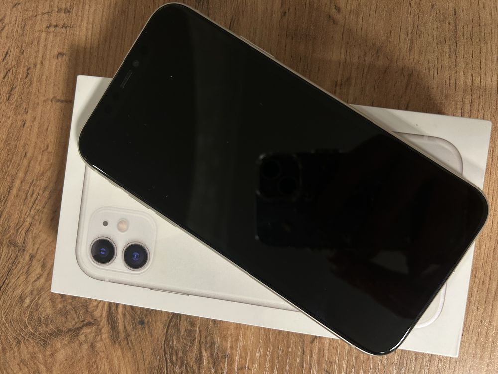 iphon 11 продаю