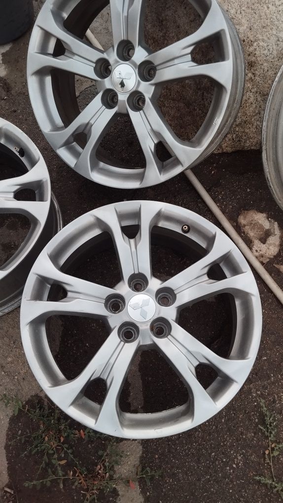 Диски R18, Mitsubishi Outlander