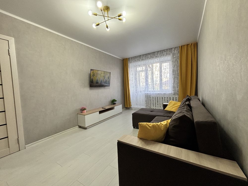 Сдам посуточно Lux-1 комнатную, центр,wi-fi,smart tv,все новое