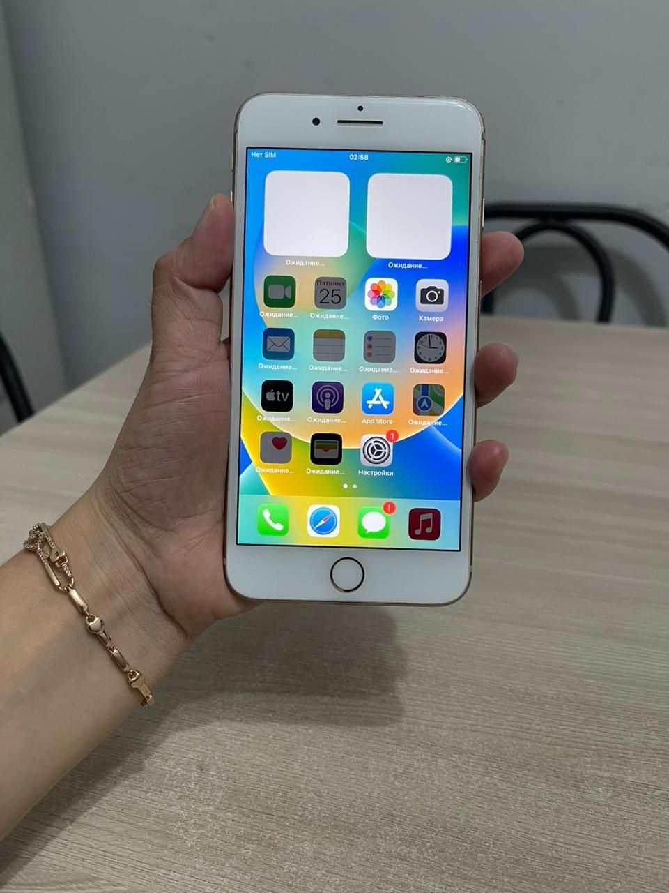 Айфон 8 plus 64гб