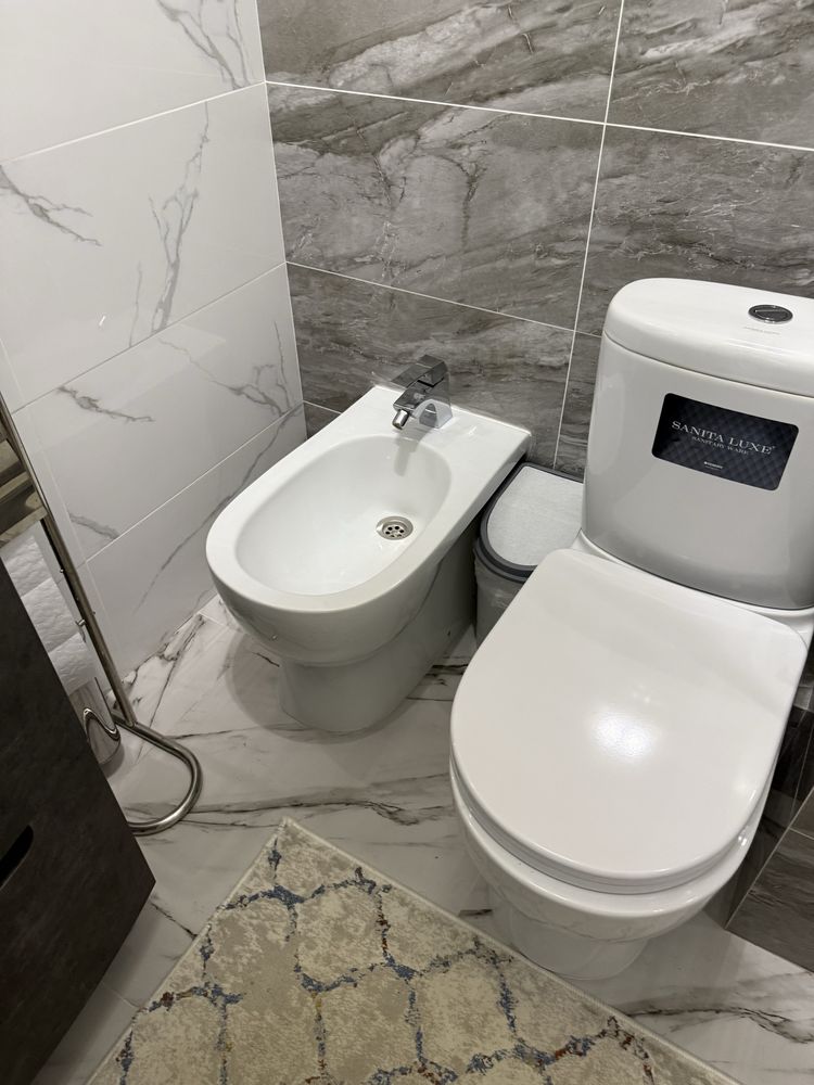Продам раковину, унитазы, биде, ванную