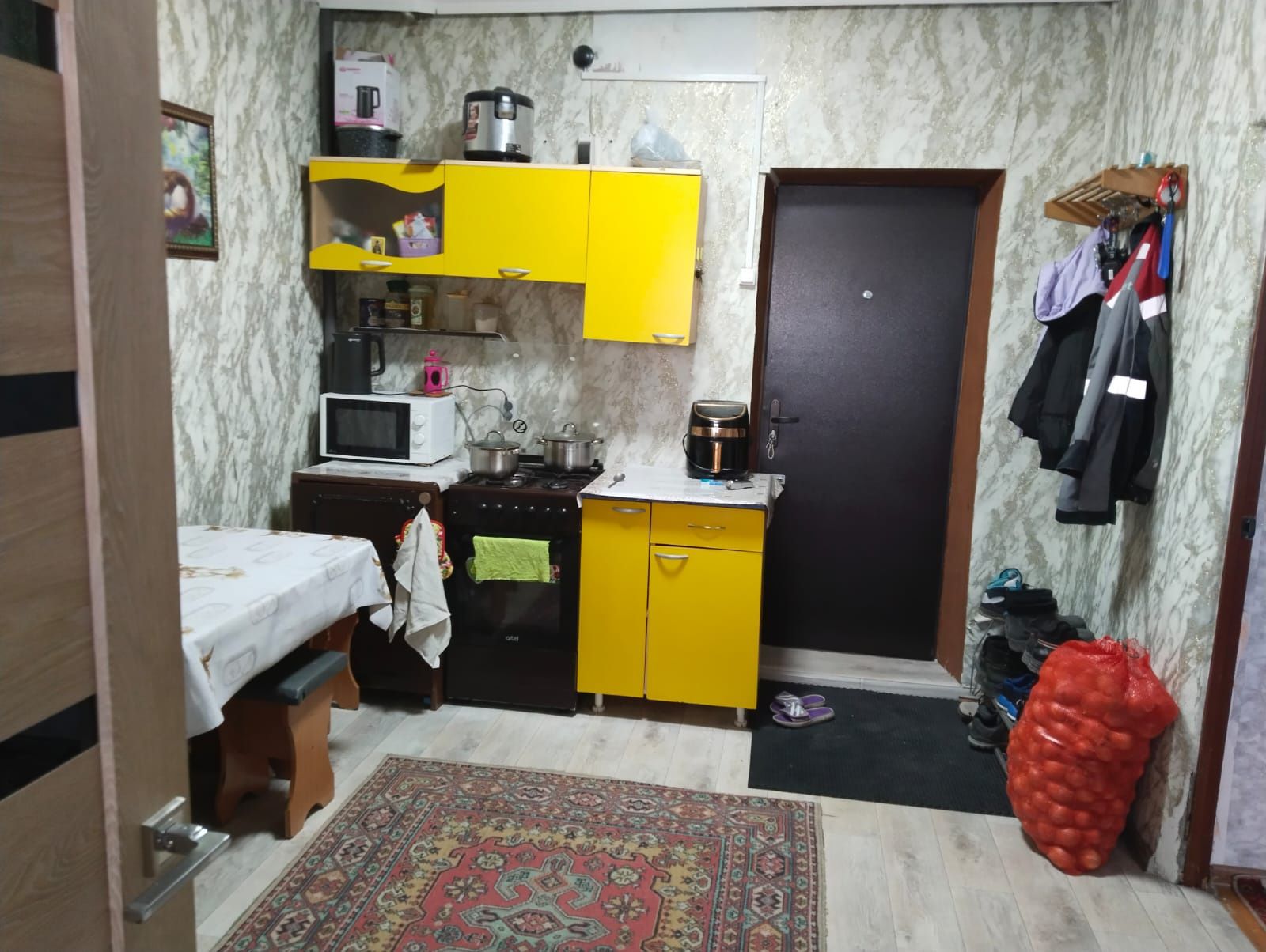 Продам двухкомнатную квартиру