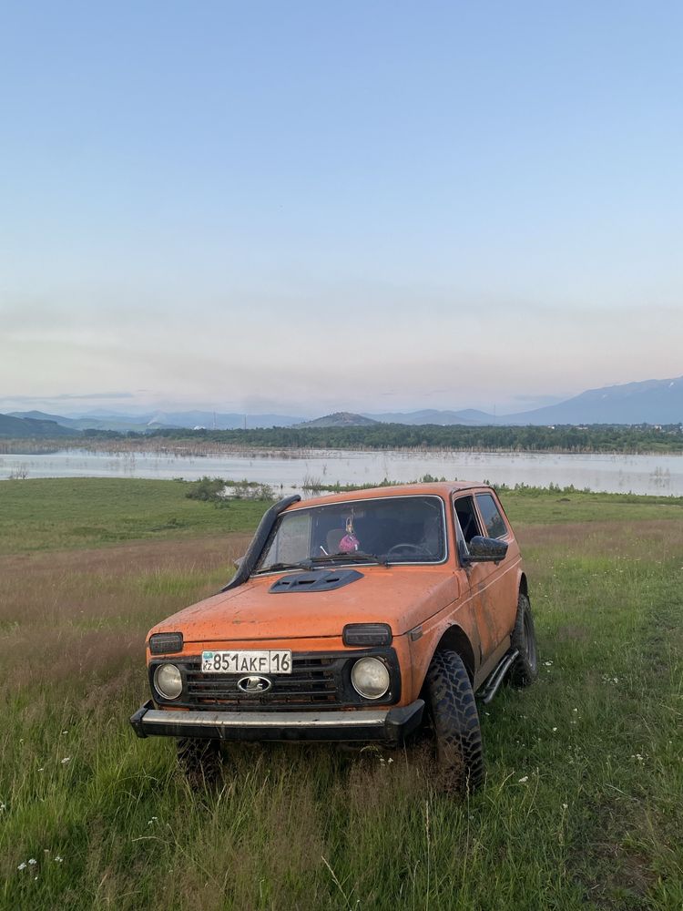 Продам нива 2121