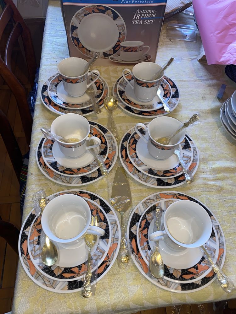 Отличный подарок Чайный сервиз АНГЛИЯ новый 18 предметов CROWN TEA SET