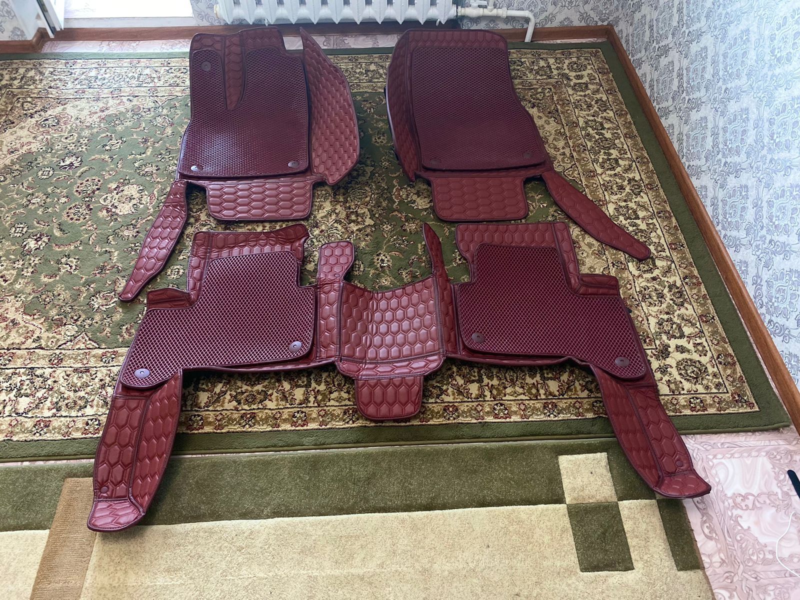 Продам 3D полики на Лексус