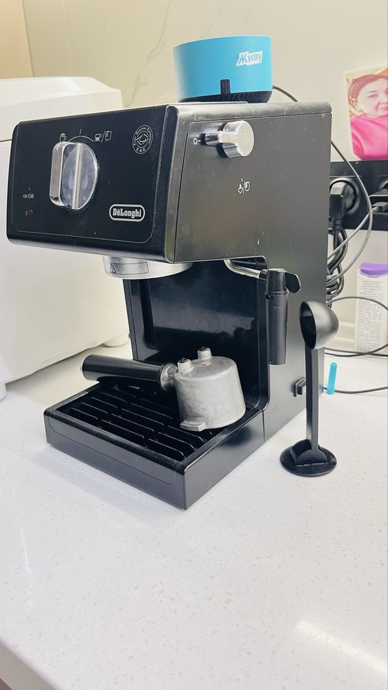 Кофемашинка Delonghi