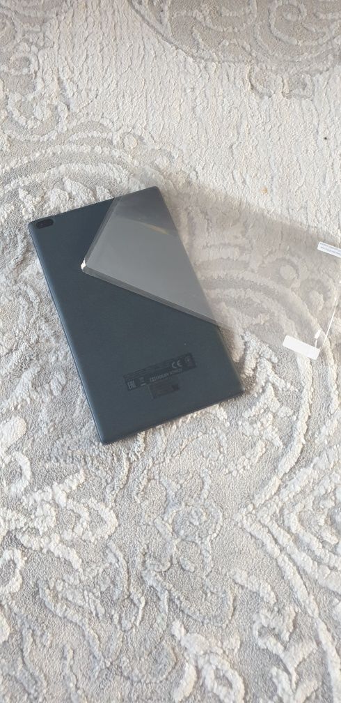 Планшет Lenovo Tab 4 8″ 16GB