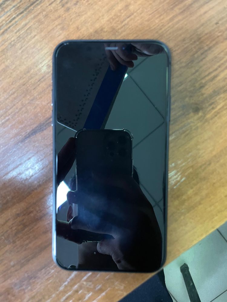 iPhone11 каробка бар