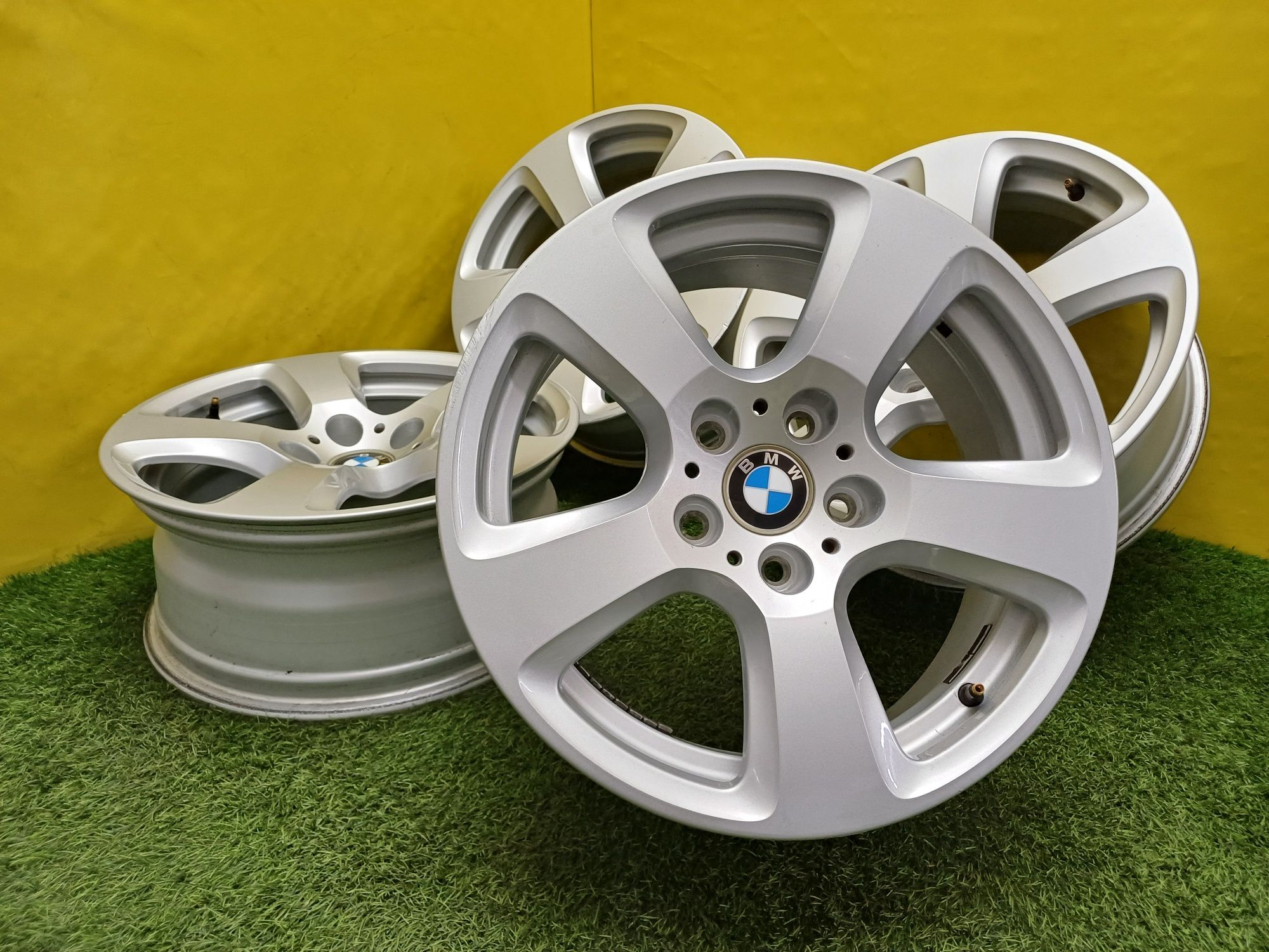 Диски R17 5×120 на BMW.