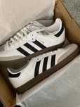 Продам новые Adidas Samba