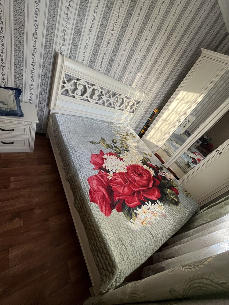 Продается кровать Шатура