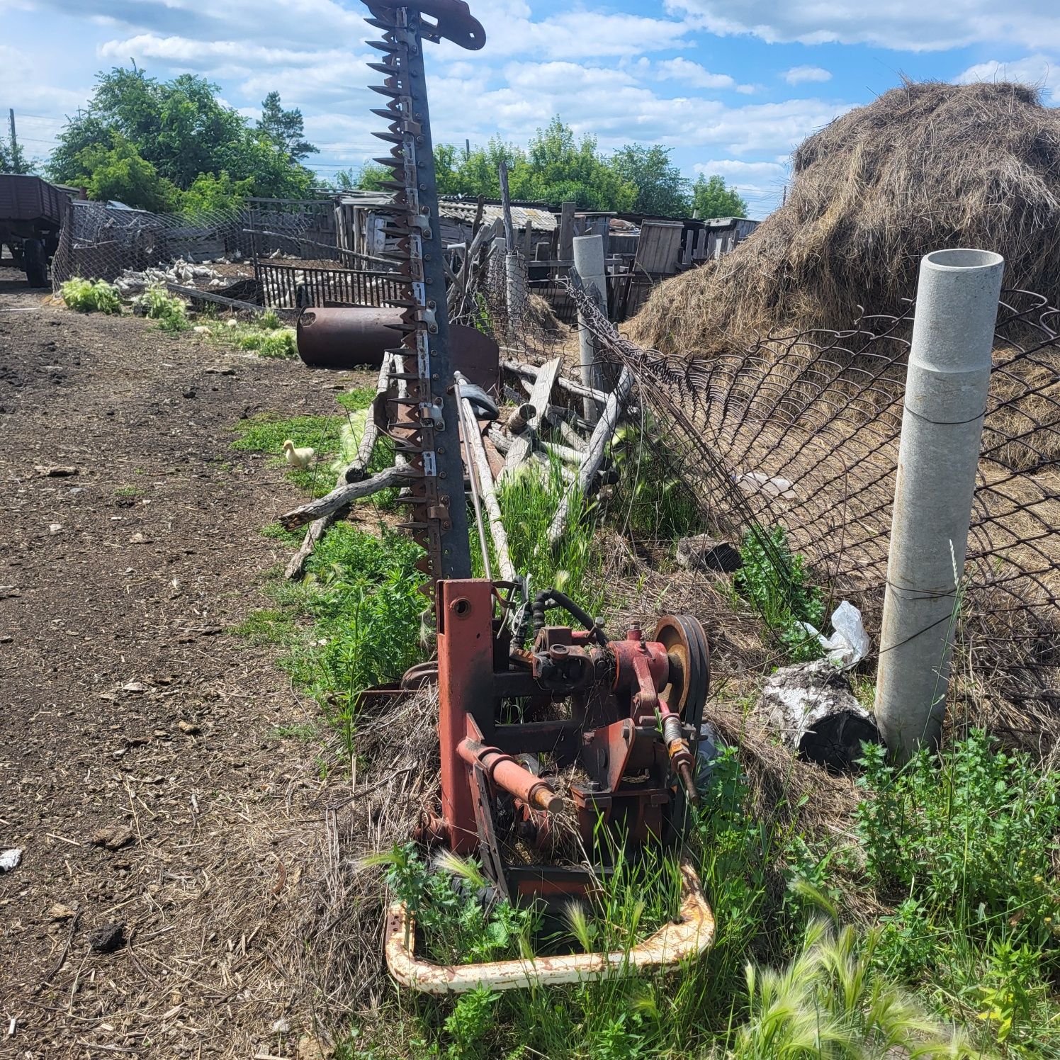 МТЗ 40  трактыр нахаду 2 телешка 1 прицеп телега касилка