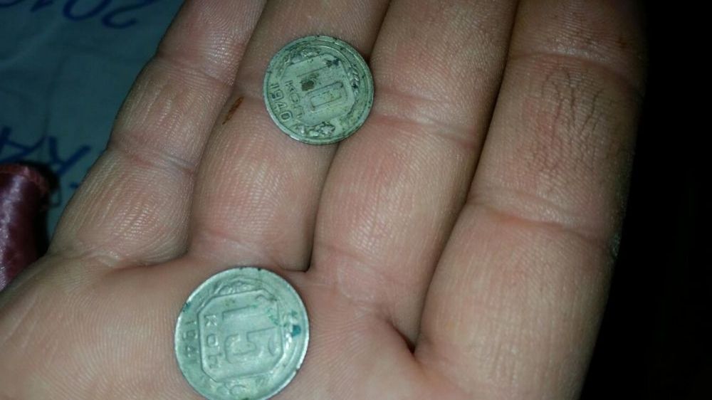 Старинные манеты 20000 за каждую