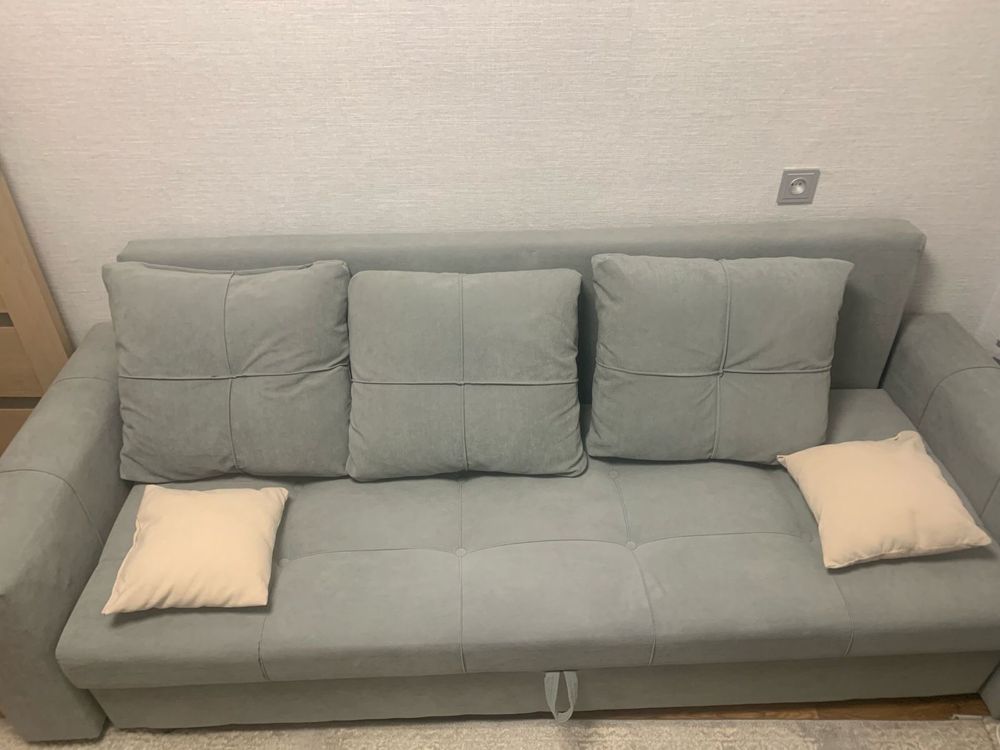 Продам диван. В пользовании был 3 месяца.