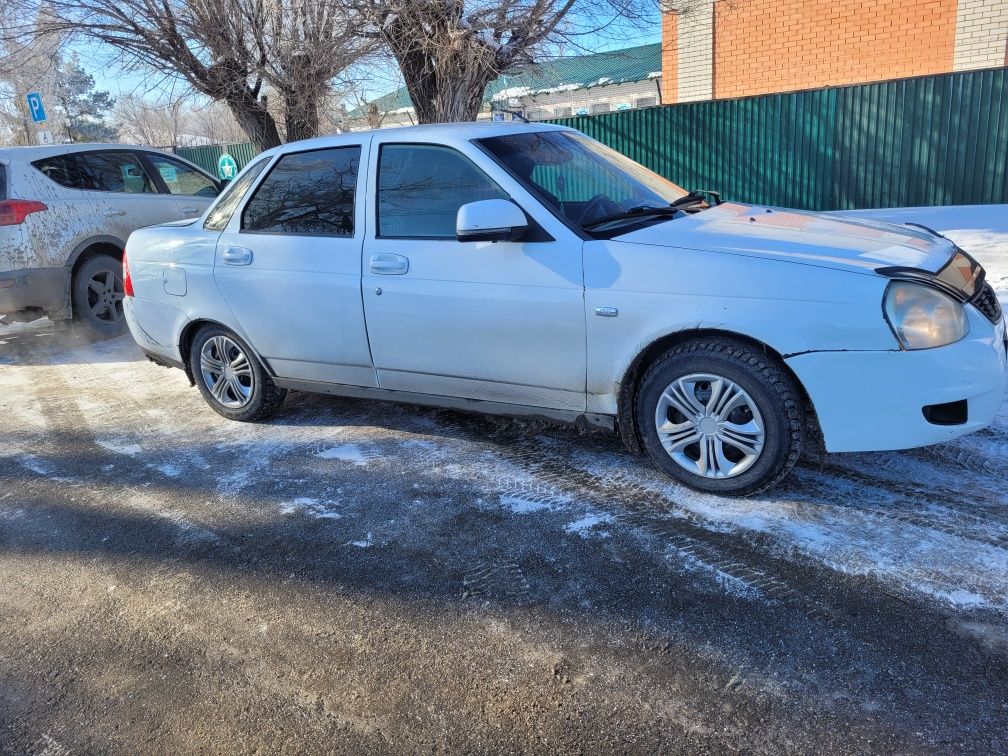 Продам Лада Приора