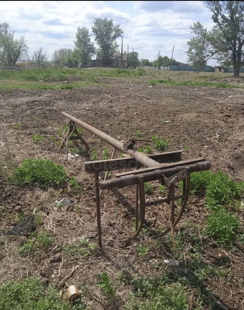 Продам телегу , косилку и кун недорого