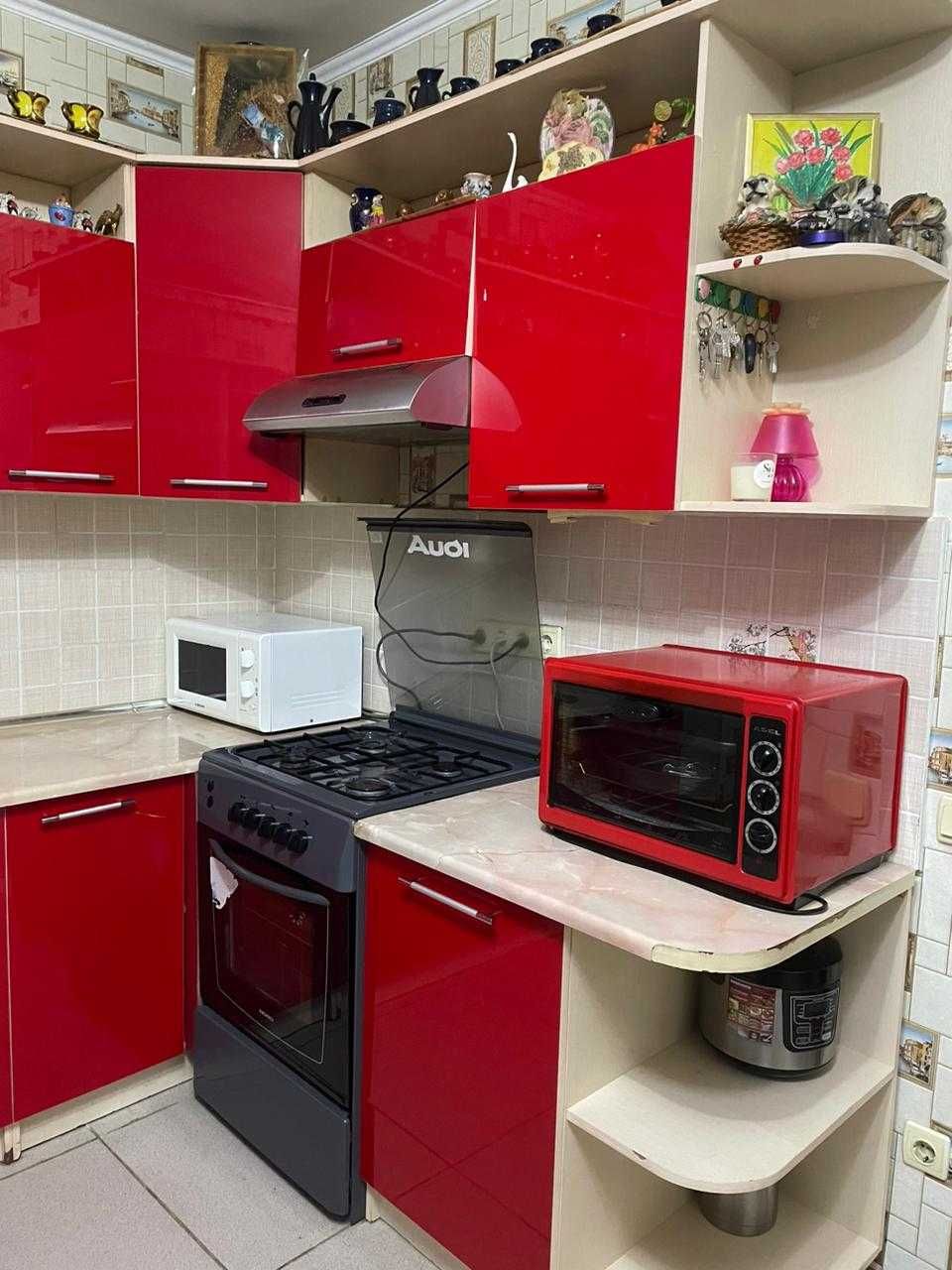 Продам кухонный гарнитур