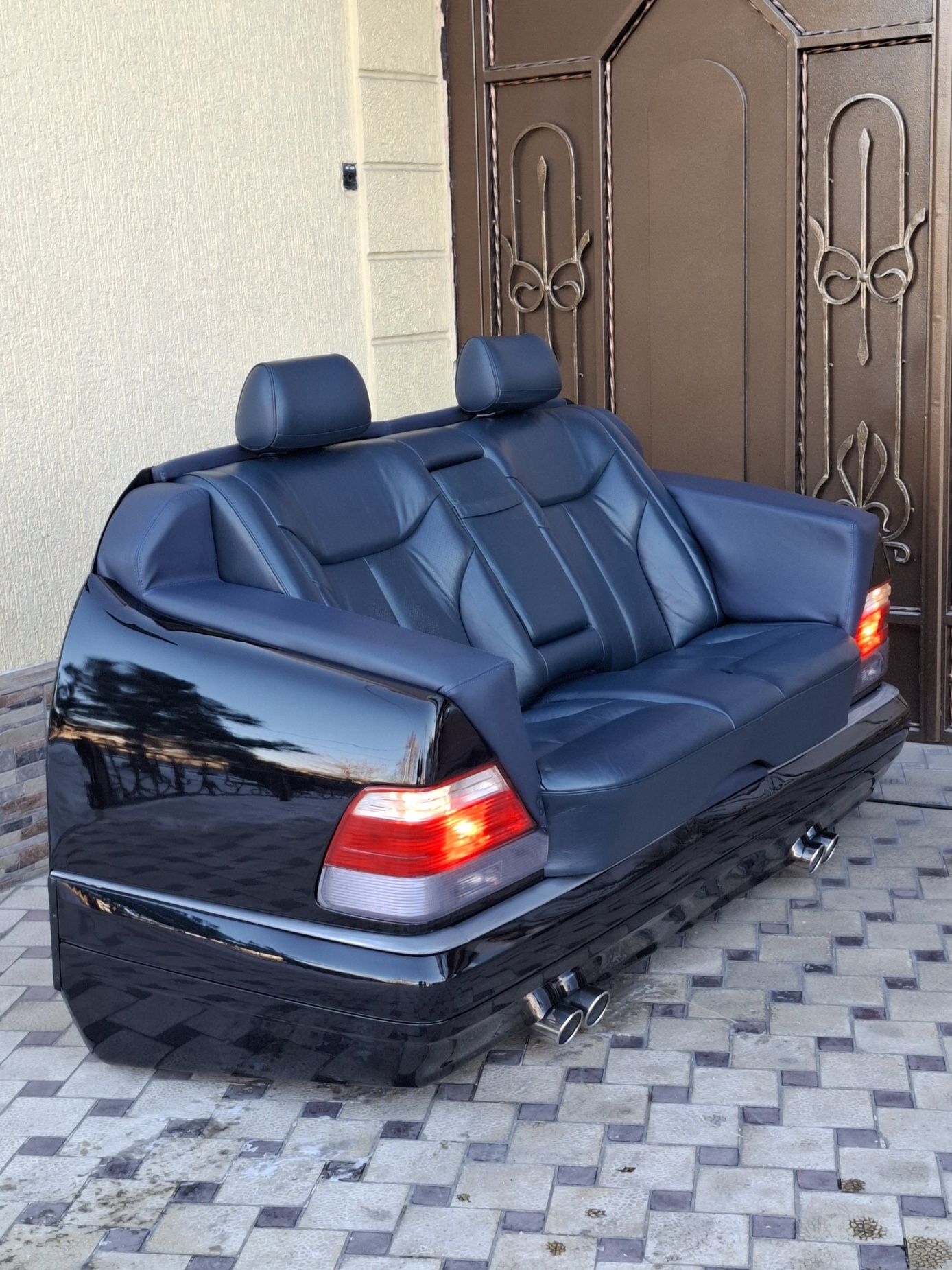 Mercedes W140 кабан ( BMW AUDI) Диван из автомобиля