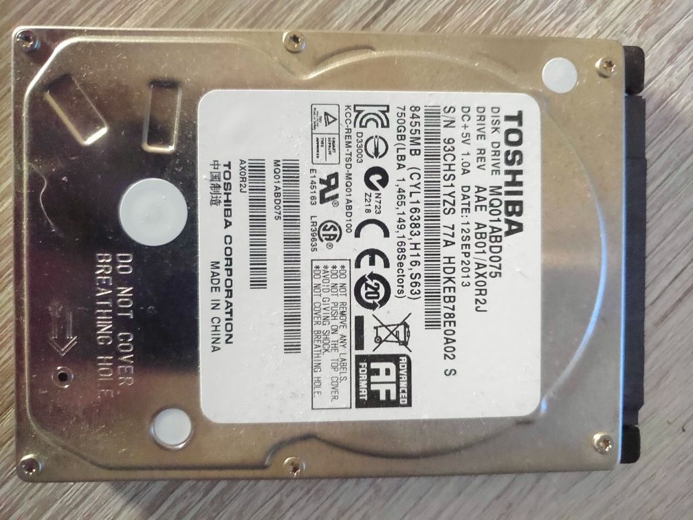 Жесткий диск для ноутбука 750 Gb, в отличном состоянии