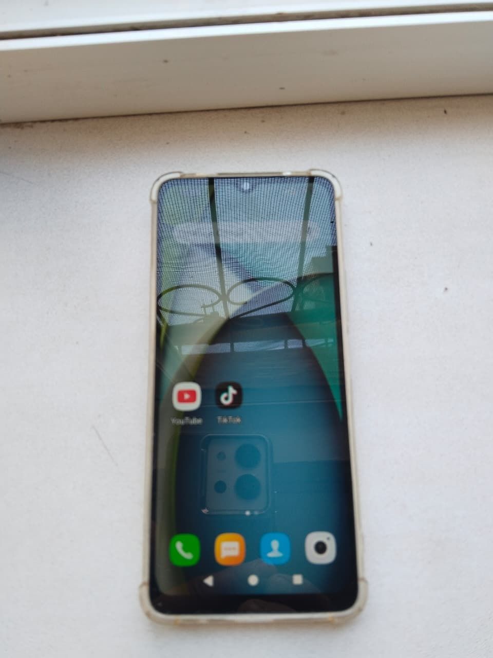 Срочно продам телефон Redmi A3x в отличном состоянии.