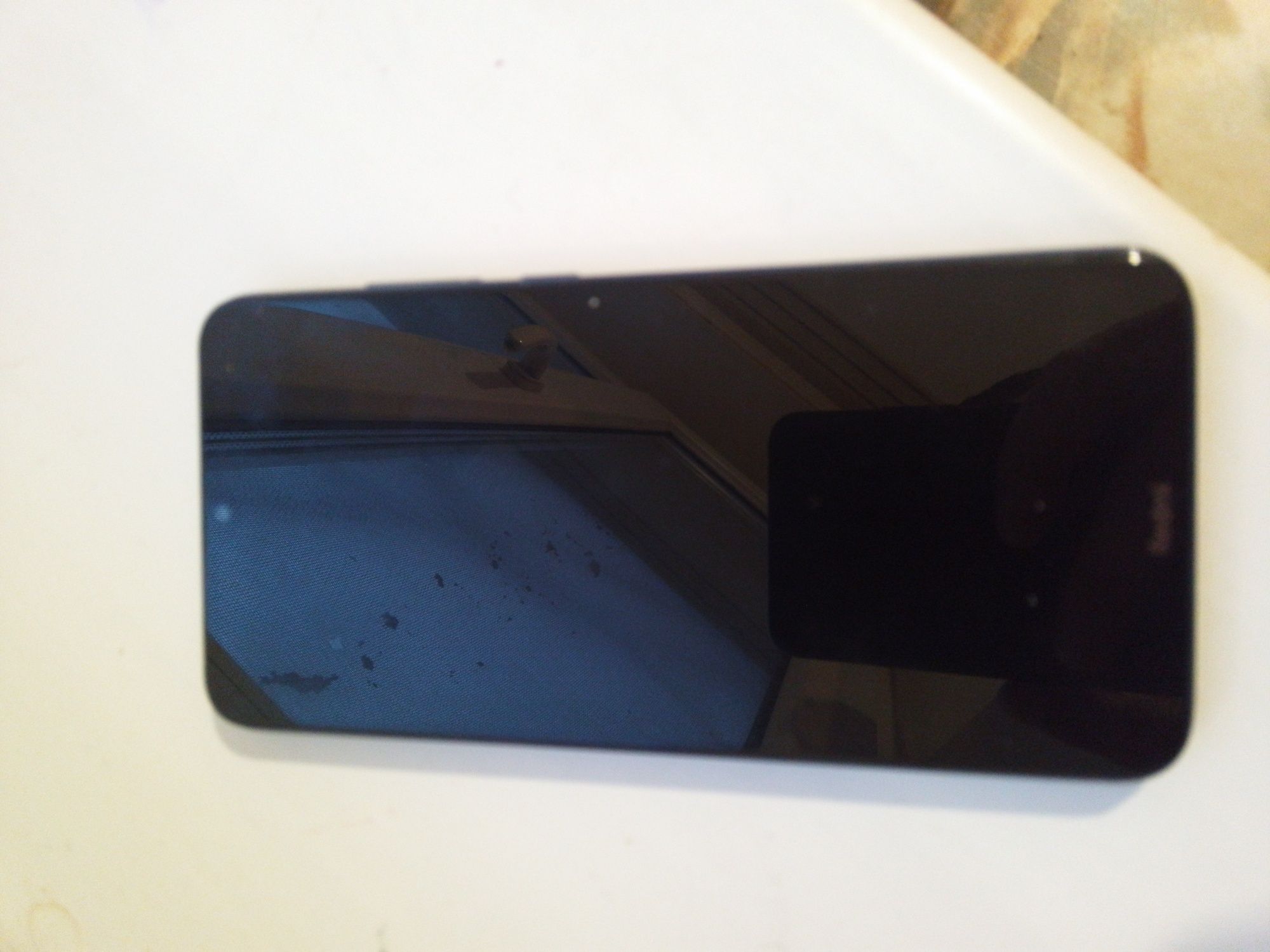 Продам REDMI 8 sapphire blue 4/64GB