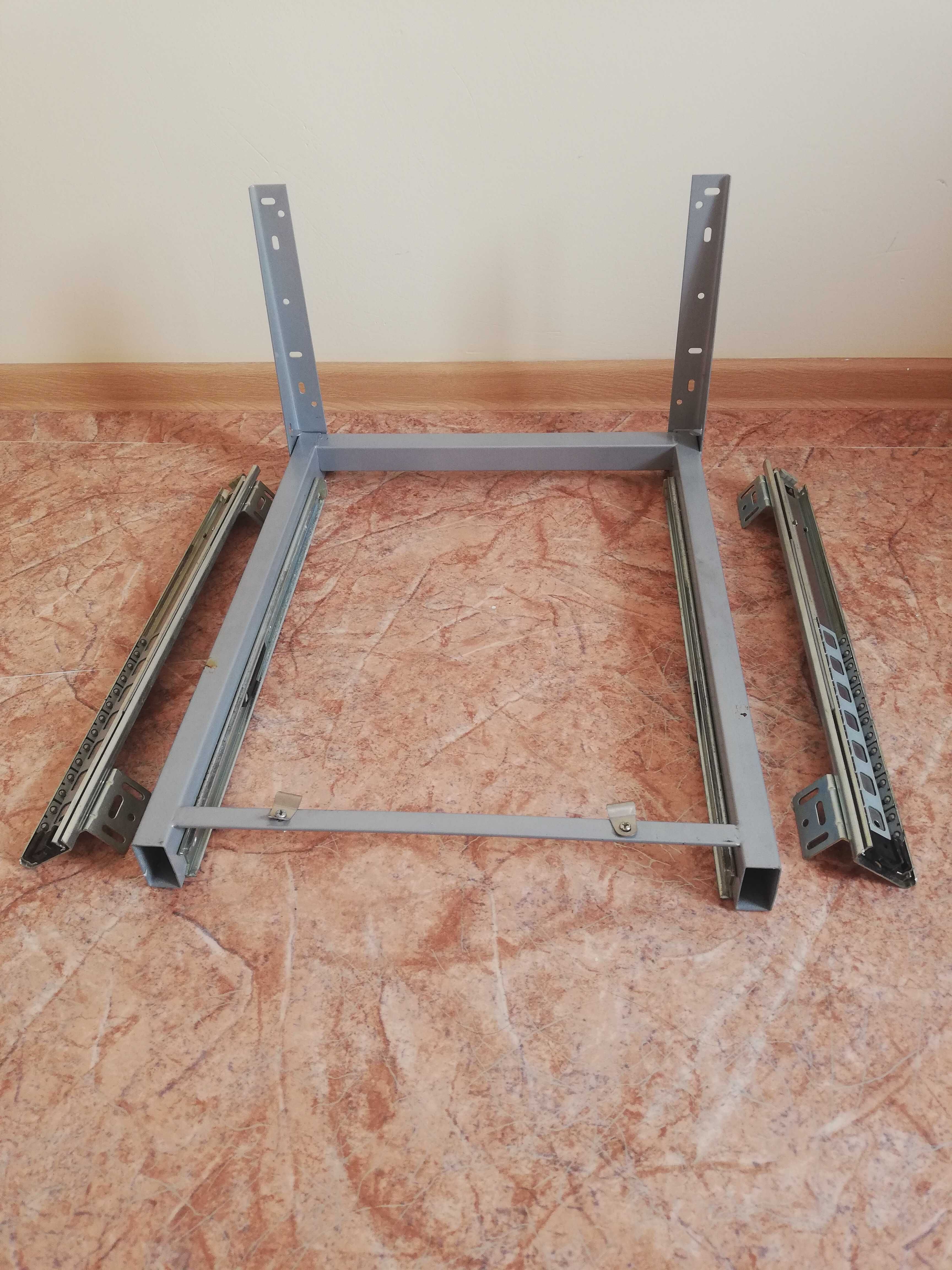 Продам выдвижную корзину для кухни б/у