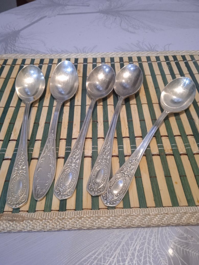 Продам ножи и вилки из мельхиора