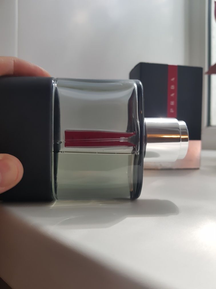 Продам мужской парфюм Luna Rossa Carbon Prada