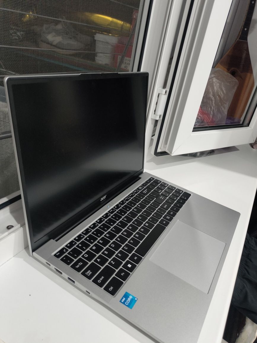 Ноутбук Acer 1 Terabyte. Оперативка 16gb