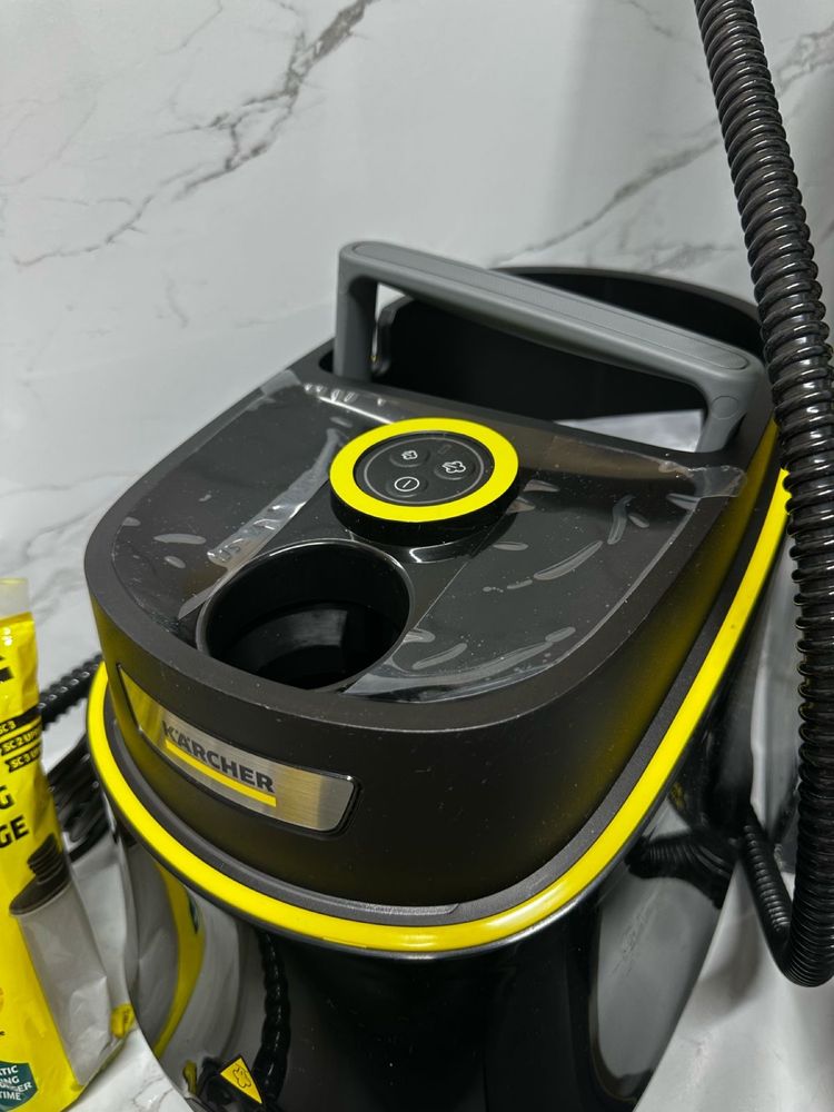 Пароочиститель KARCHER SC3