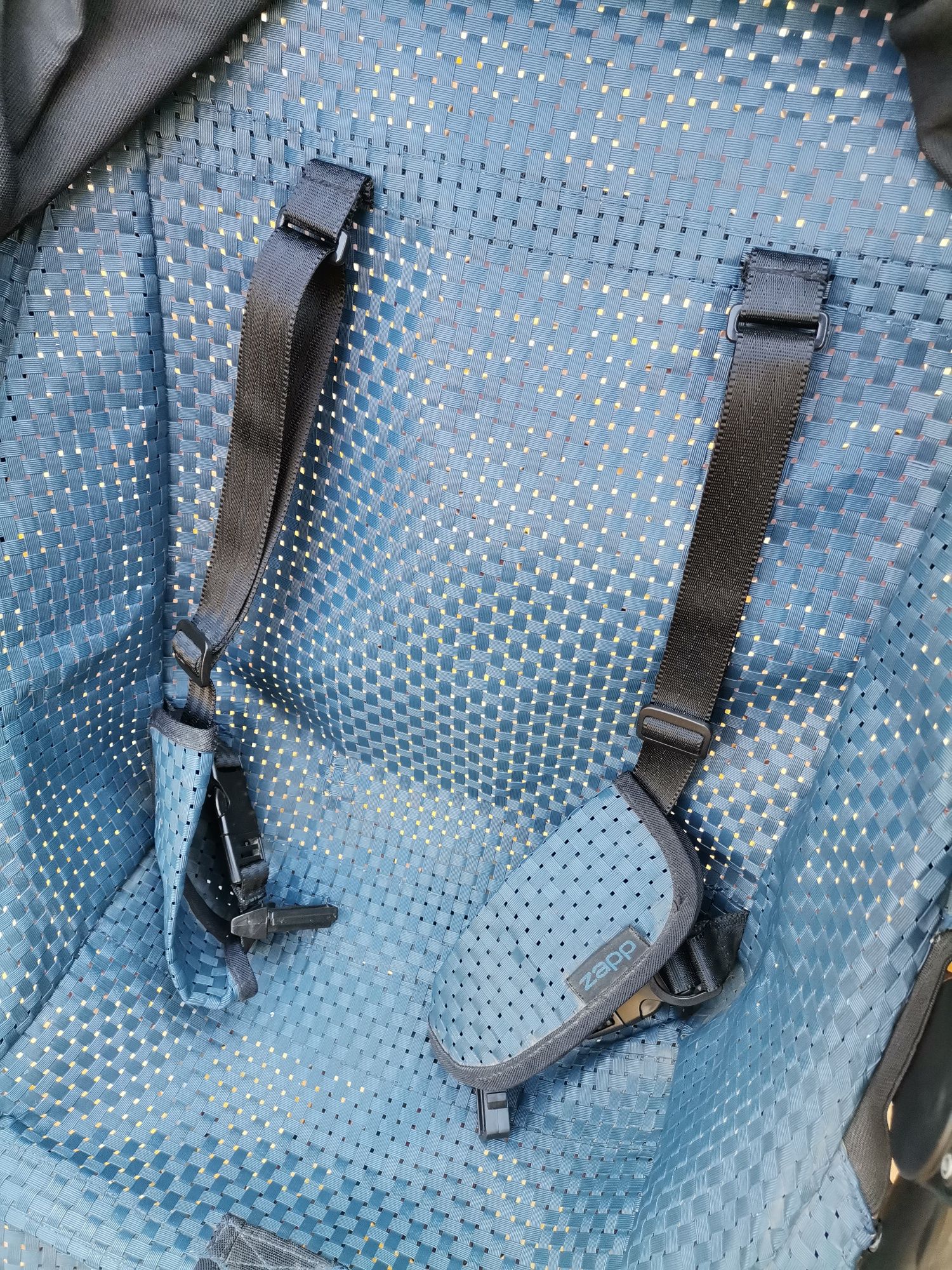 Продам коляску лёгкую Quinny Zapp (Голландия)