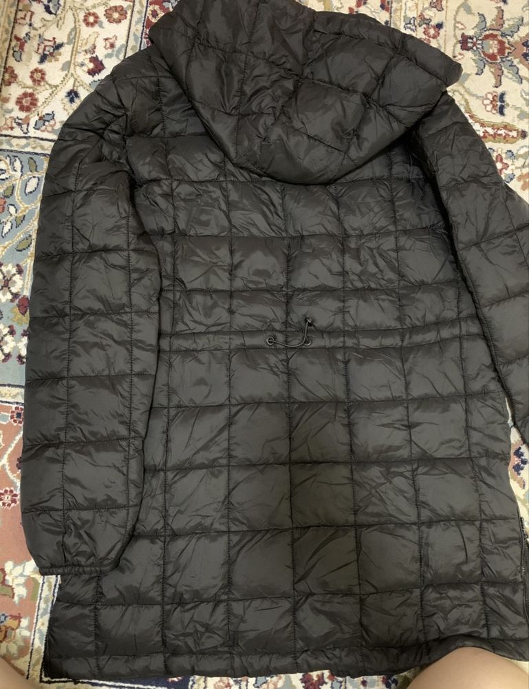 Zara новая черная куртка 19990 тенге 36-38 размер