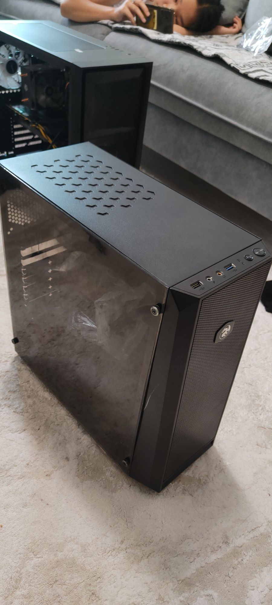 Корпус 2E Gaming PC CASE OBERON GХ912