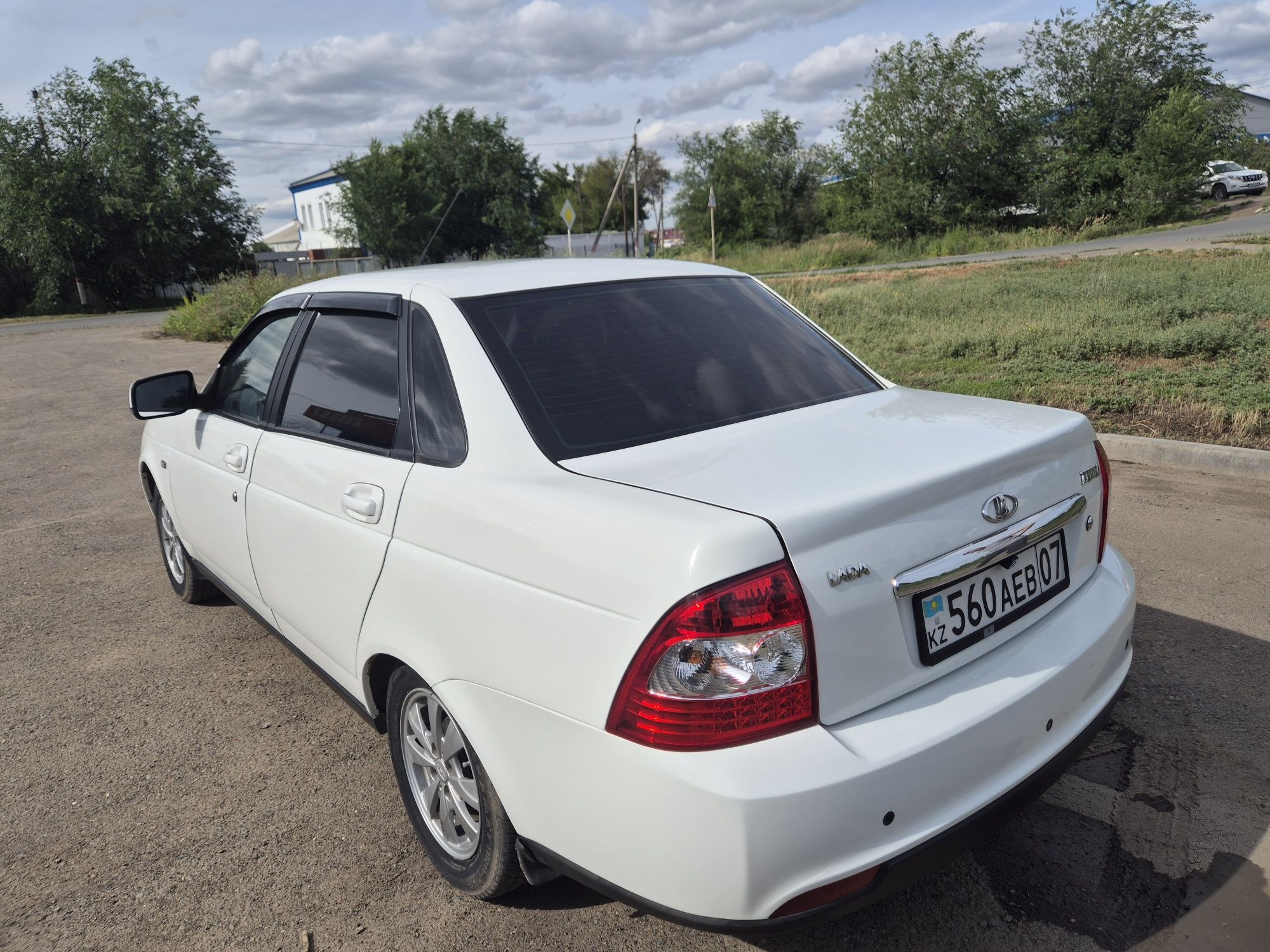 Приора люкс  2014
