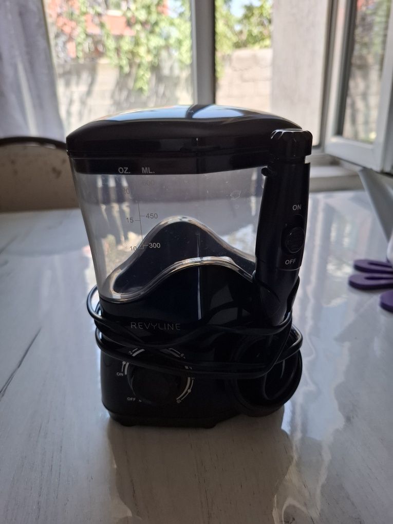 Ирригатор Revyline rl100