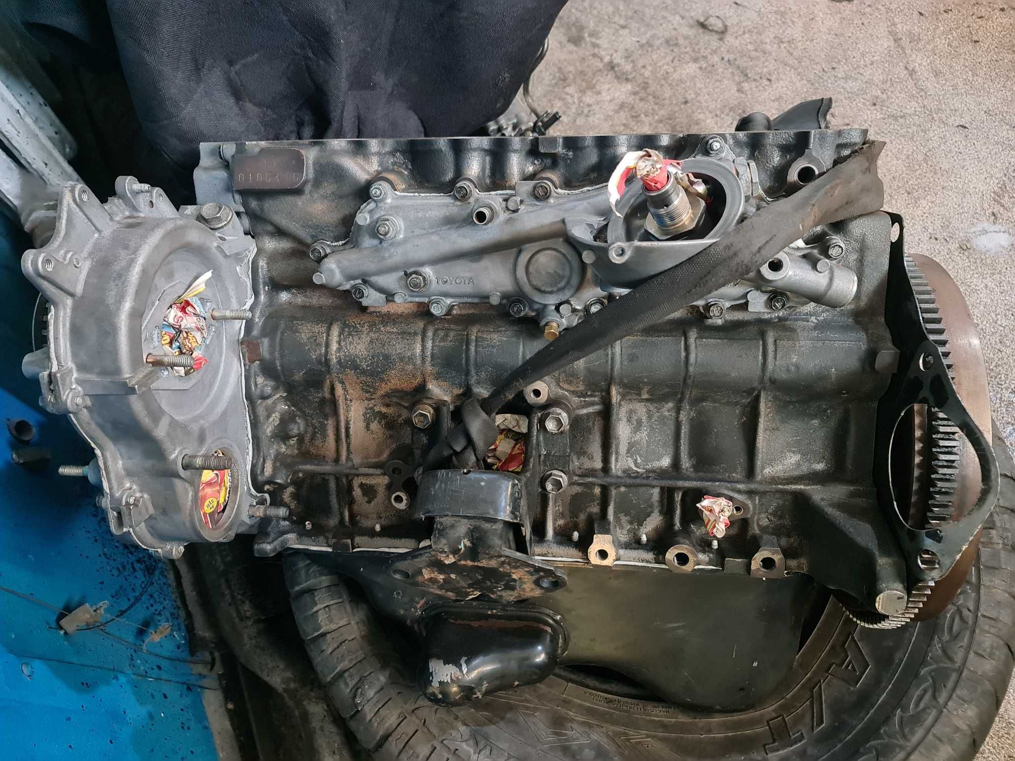 Двигатель в сборе без ГБЦ на Toyota 3.0 дизель 1KZTE без пробега.