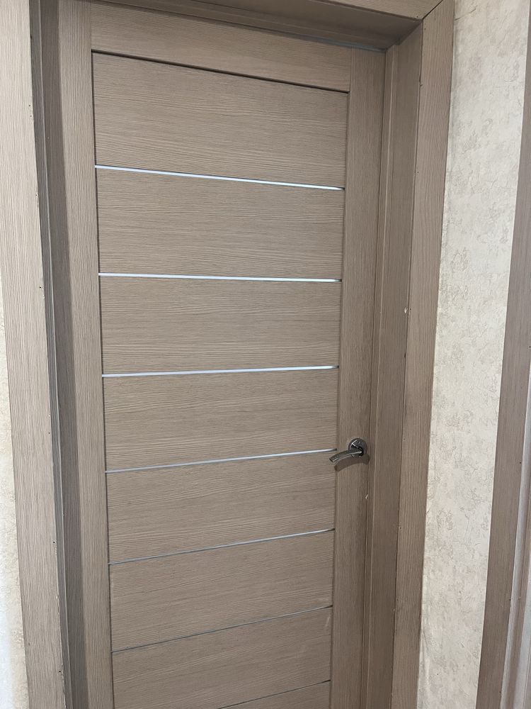Продаю межкомнатные двери б/у
