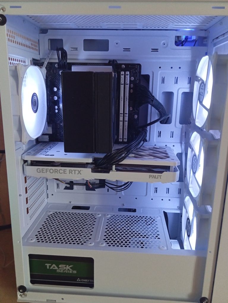 Игровой RTX 4060Ti. i5 13400F. Монитор 27" дюймов 180 герц.