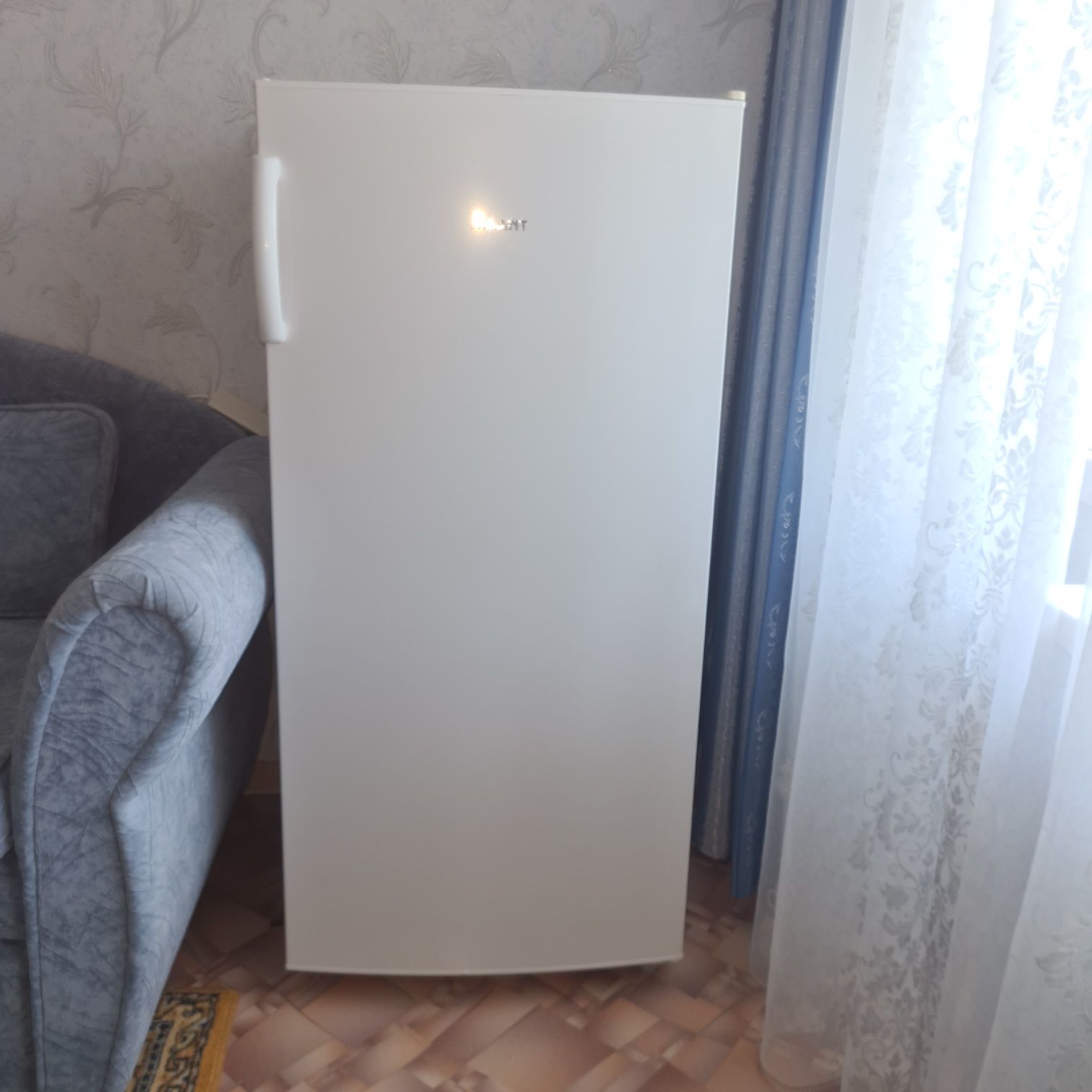 Продам морозильник Атлант
