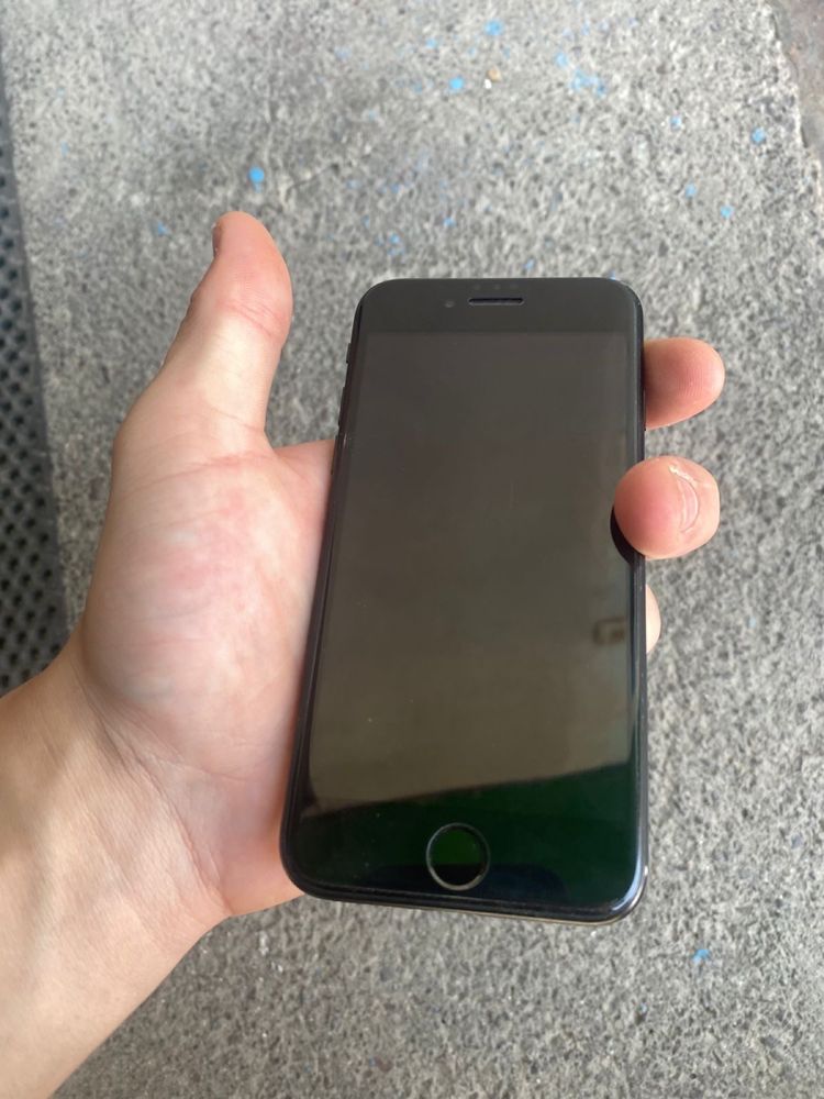 обменяю iphoneSE2020