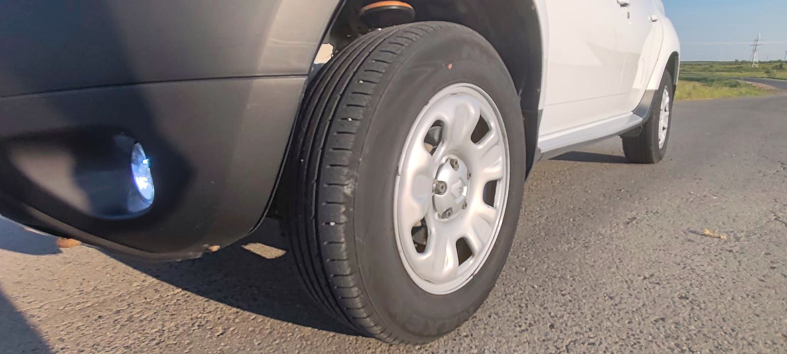 Renault Duster 2013 • 1.6 • Механика • 4WD • Отличное состояние