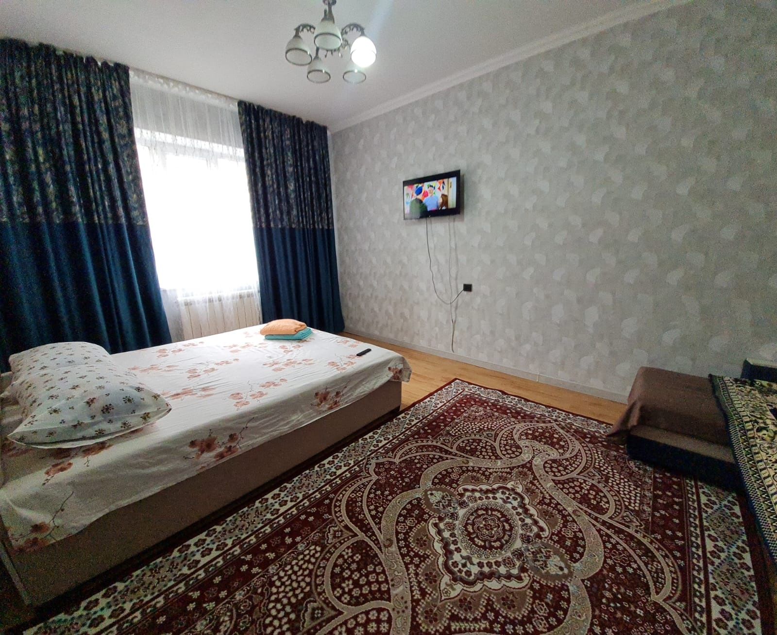Квартира  посуточно. Абая Сайна